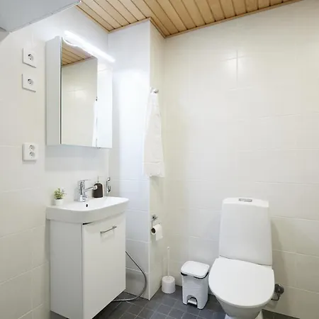 Keskeisen Sijainnin Uudiskohde, Seamless Check-in, Baby Crib *