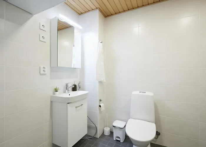 Keskeisen Sijainnin Uudiskohde, Seamless Check-in, Baby Crib *